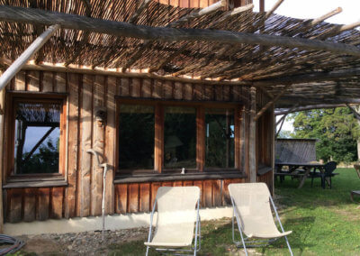 Espace détente pour profiter du paysage lors de votre séjour bien-être